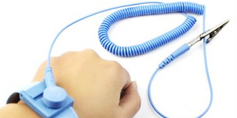 SMT貼片加工中的靜電防護（ESD）措施全解——從環境到流程的閉環管控