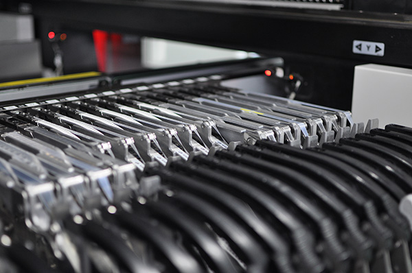 高混流SMT產線換線時間壓縮50%：柔性生產計劃的5大關鍵技術